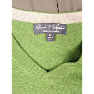 Davis & Squire Men's XL Extra Fine Merino V Neck Sweater Green Holes In Sleeve